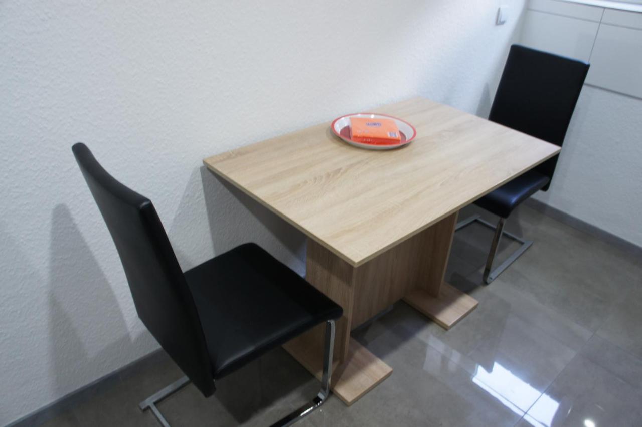 2- Zimmer-Wohnung Weilerswist Eksteriør billede